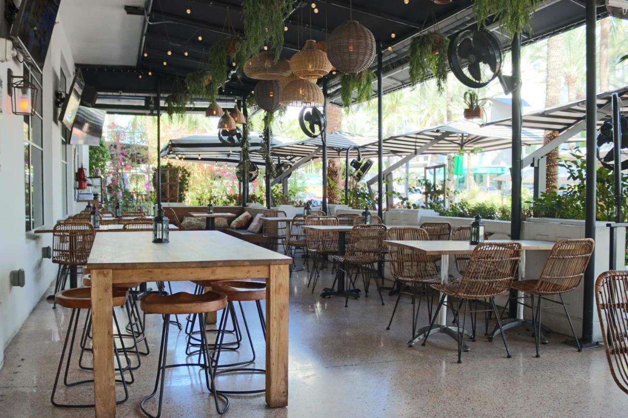 The Claremont Hotel 마이애미 비치 외부 사진