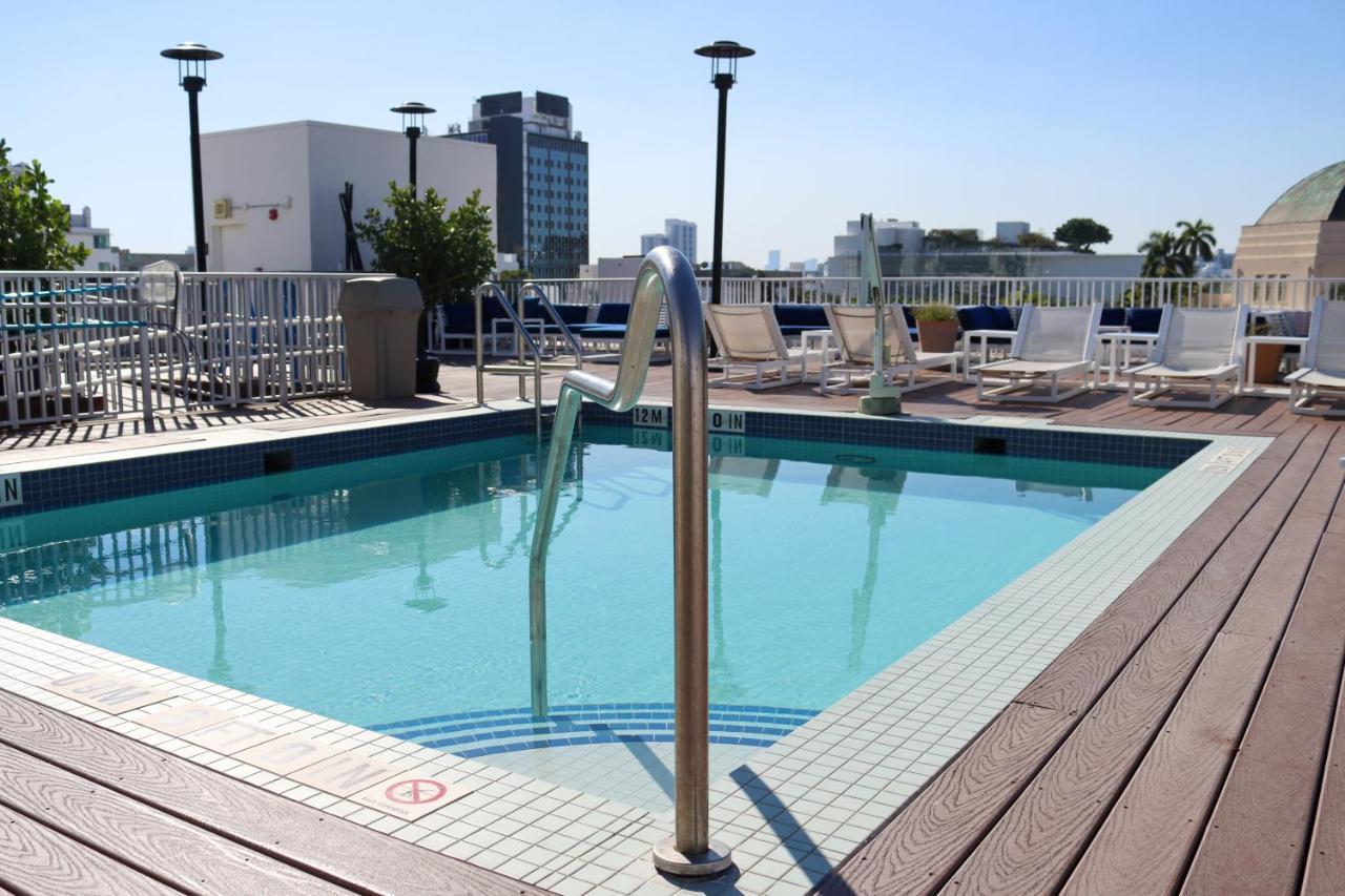 The Claremont Hotel 마이애미 비치 외부 사진